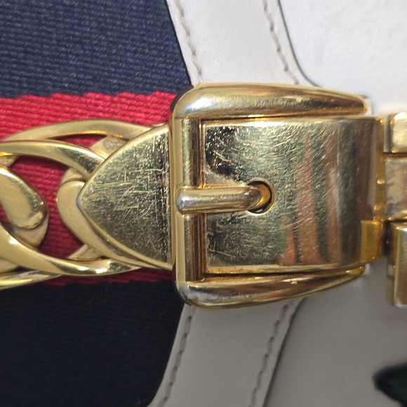 GUCCI SMALL SYLVIE WHITE CALFSKIN SHOULDER BAG - Picture 14 of 17